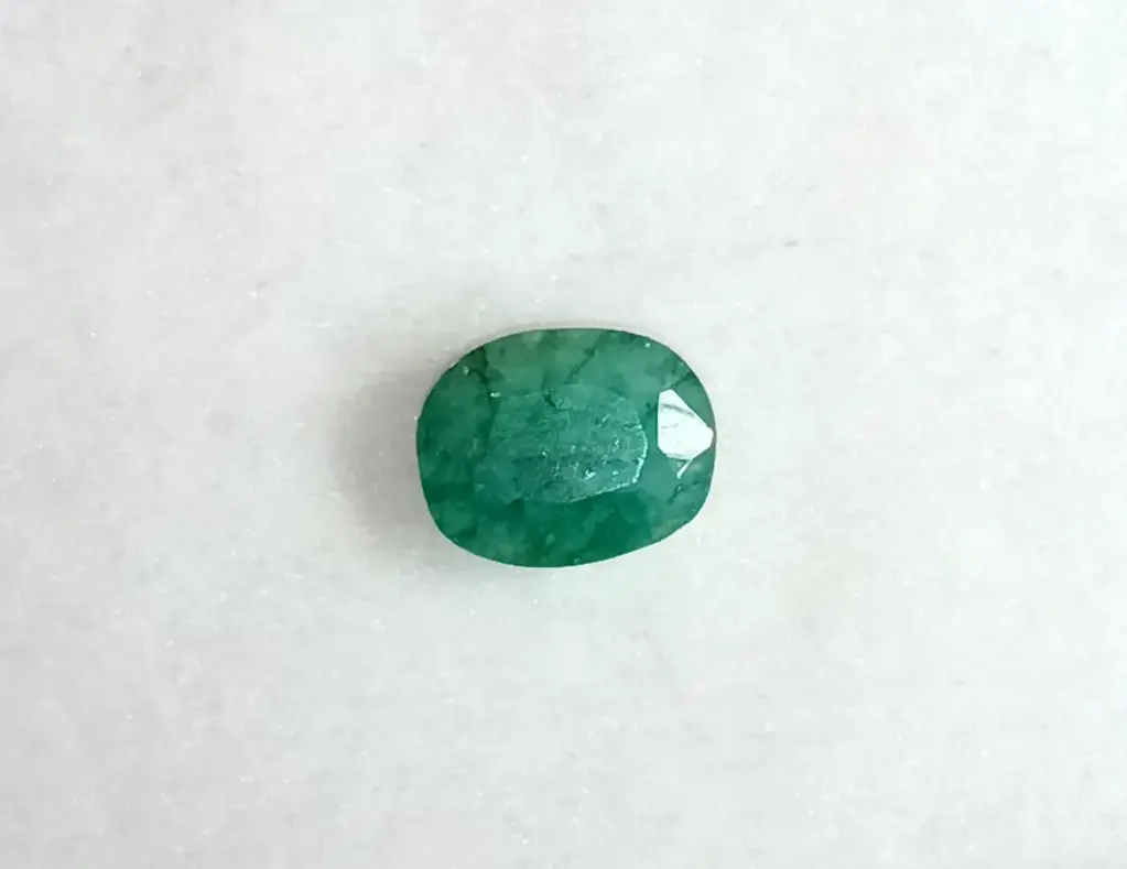 Brazilian Emerald ( 8.35 Carat )
