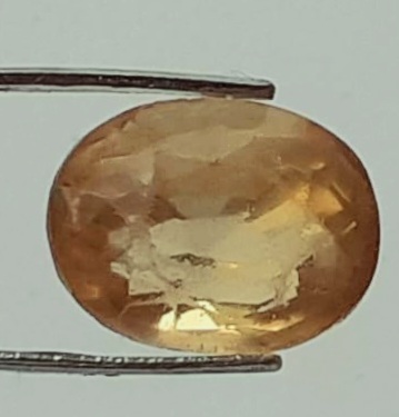 Yellow Sapphire (12.05 Carat )